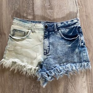 Love Culture Frayed bleached denim shorts Sz M Jr